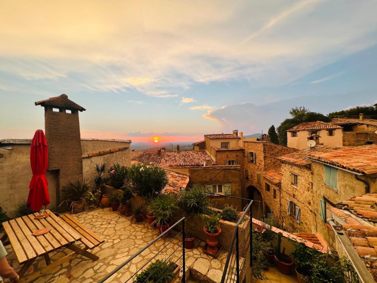Penthouse Studio Privee Couple Ou Famille- La Maison Searle A Tourtour Luaran gambar
